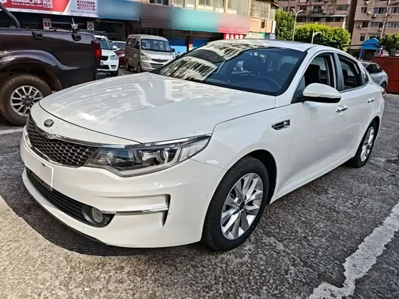 Kia K5, 2017