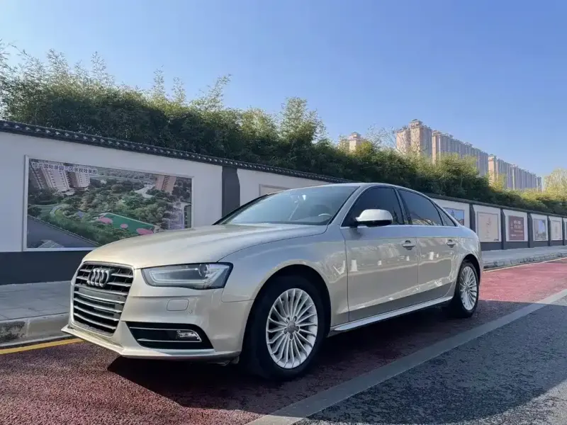 Audi A4L, 2014 — фото 1