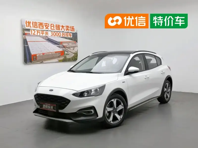 Ford Focus Active, 2020