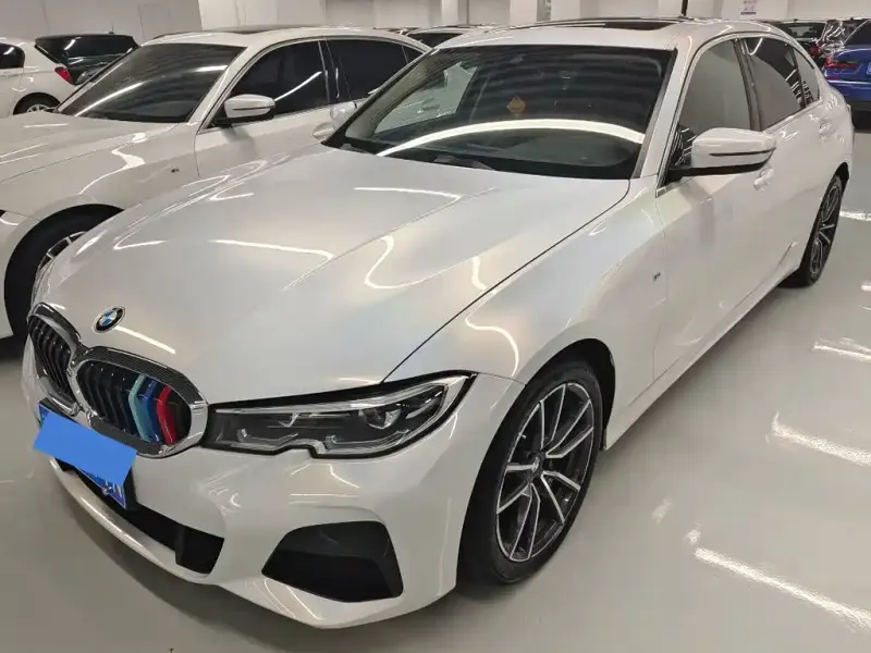 BMW 3 Series, 2022