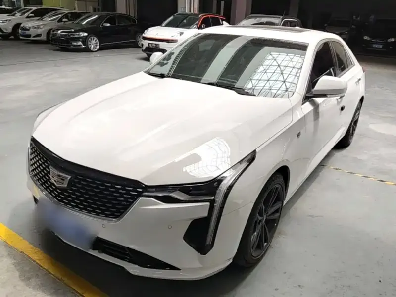 Cadillac CT4, 2022