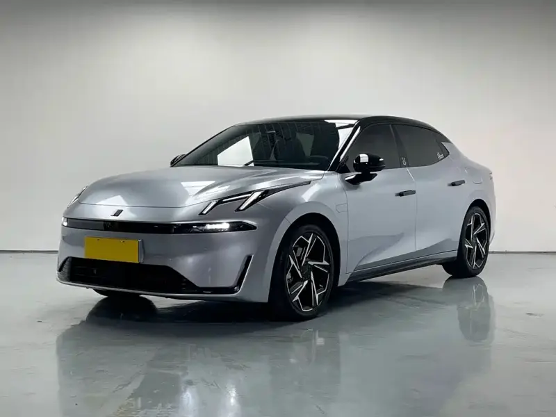 Lynk & Co 07 EM-P, 2025