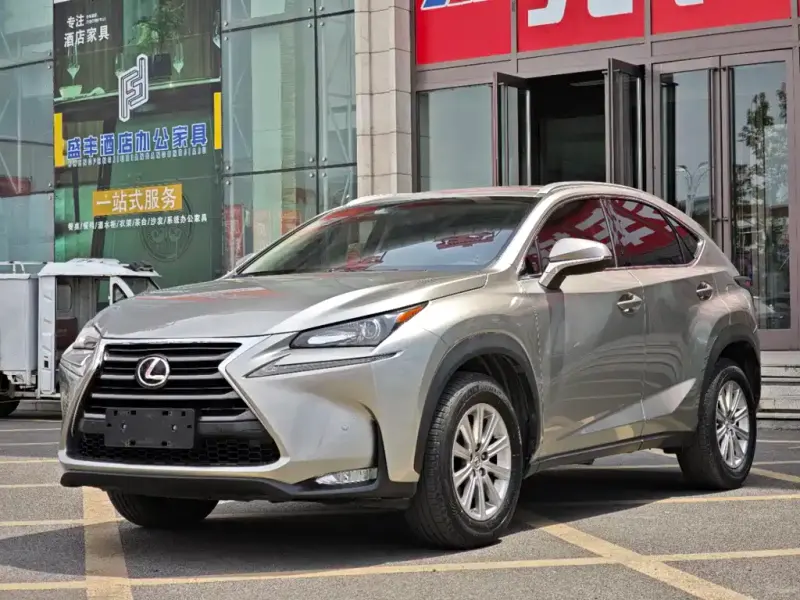 Lexus NX, 2016