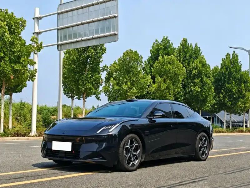 Lynk & Co 10, 2025