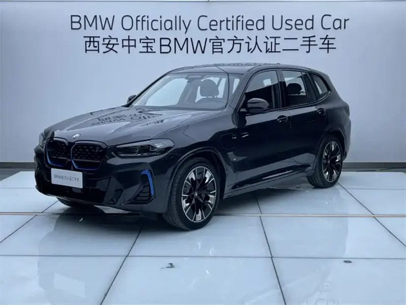BMW iX3, 2022