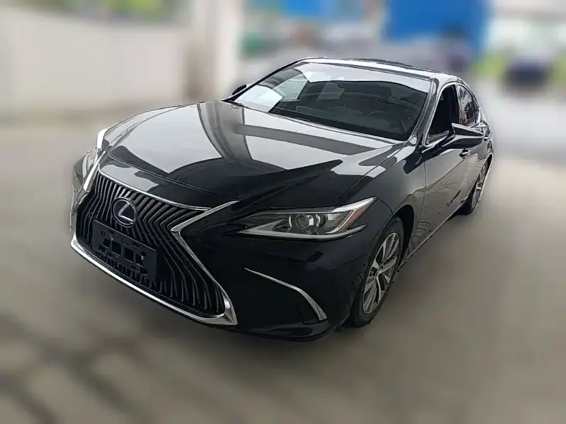 Lexus ES, 2020