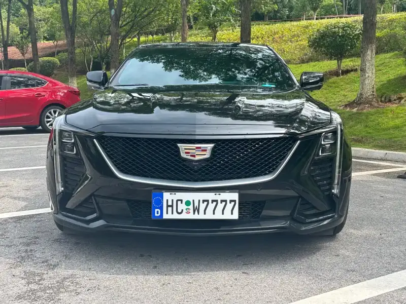 Cadillac CT5, 2025