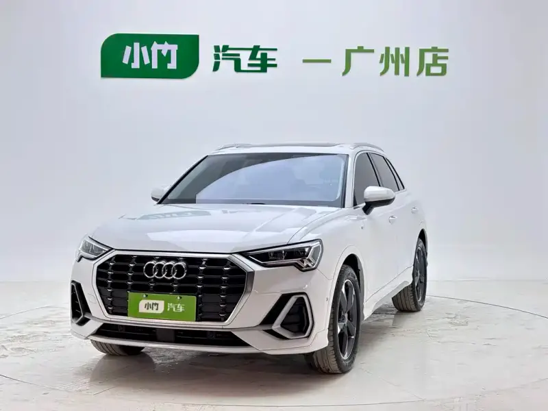Audi Q3, 2022