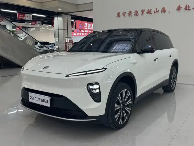NIO ES8, 2024