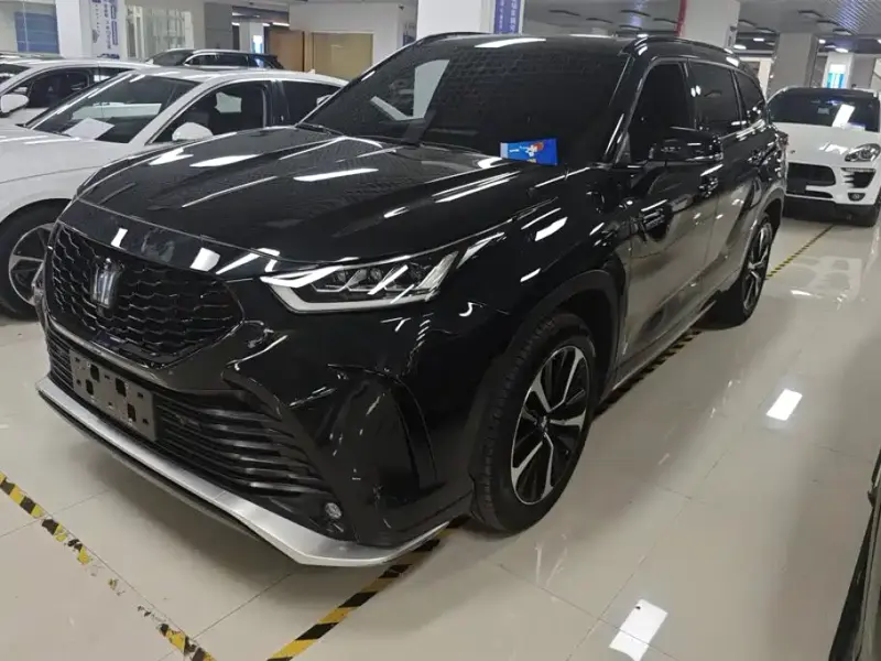 Toyota Crown Kluger, 2022
