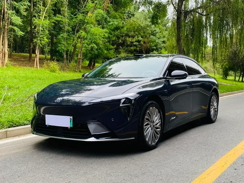 Buick Zhijing L7, 2025