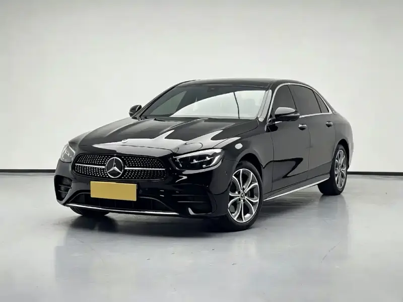 Mercedes-Benz E-Class, 2020 — фото 1