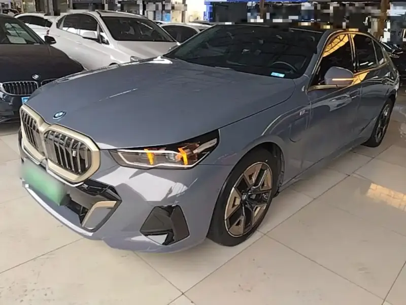 BMW i5, 2024