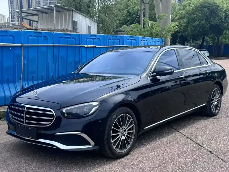 Mercedes-Benz E-Class, 2023 — фото 1