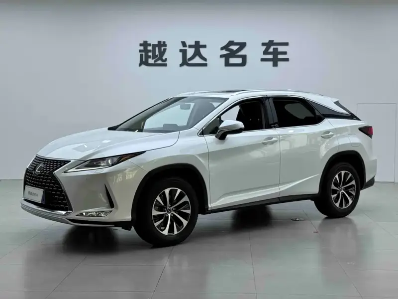 Lexus RX, 2023 — фото 1