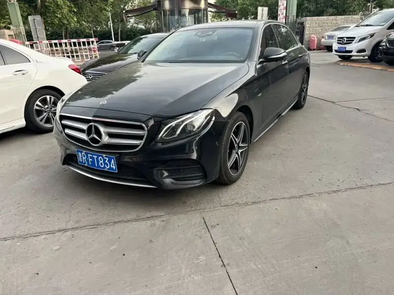 Mercedes-Benz E-Class, 2020 — фото 1