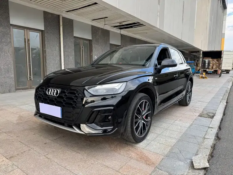 Audi Q5L, 2024