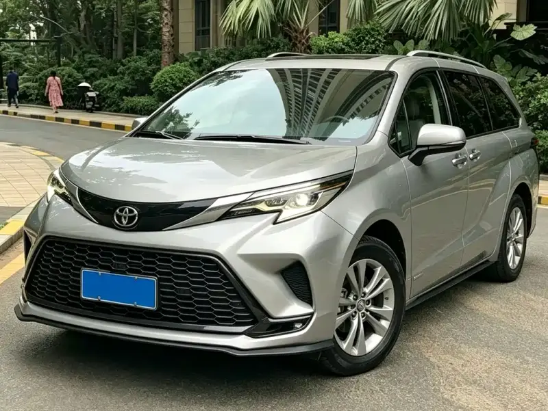 Toyota Granvia, 2024