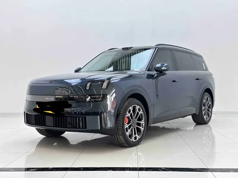 Lynk & Co 900, 2025