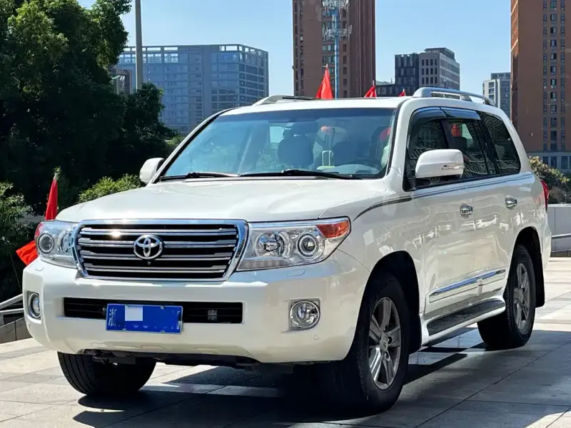 Toyota Land Cruiser, 2015