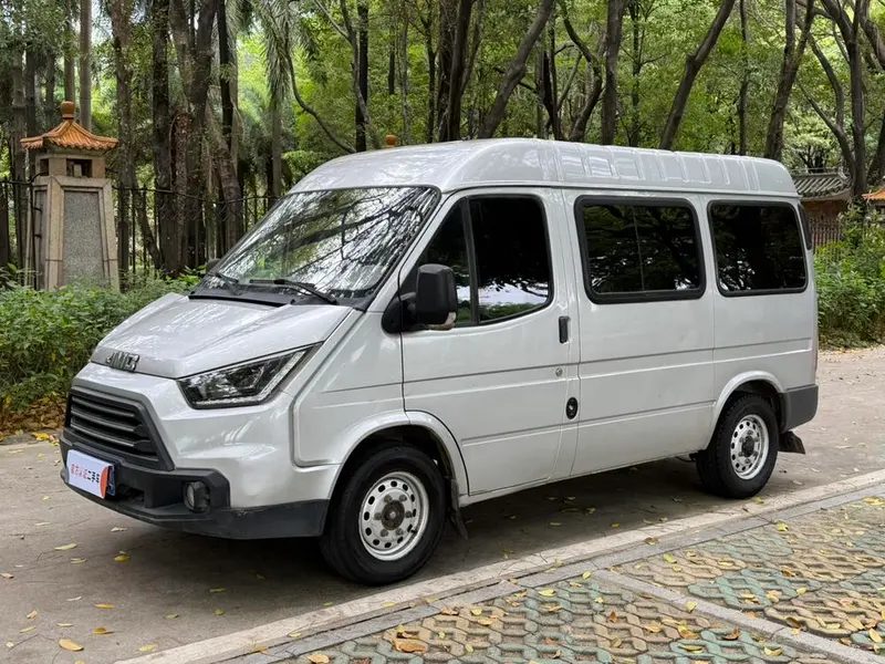 JMC Teshun 2.8T Бизнес короткая база средняя крыша 7/ 8 мест JX493, 2017 — фото 1