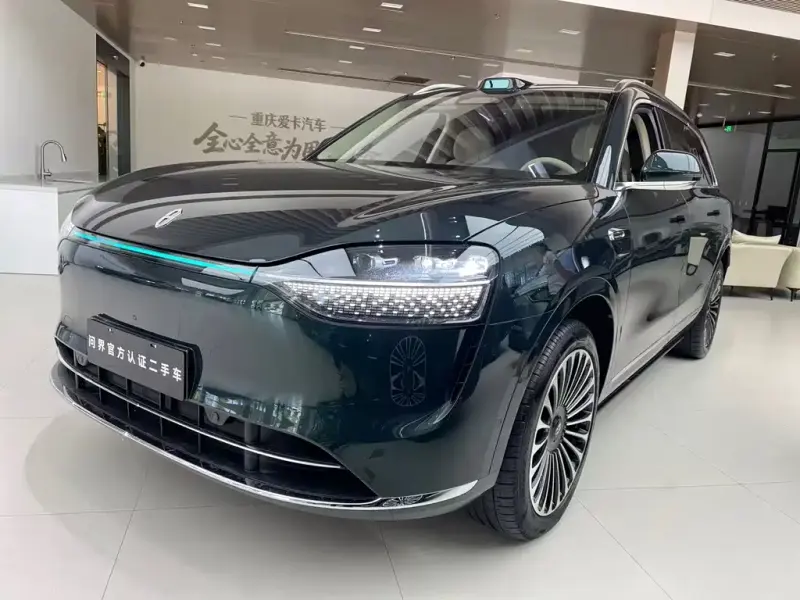 AITO M9, 2025