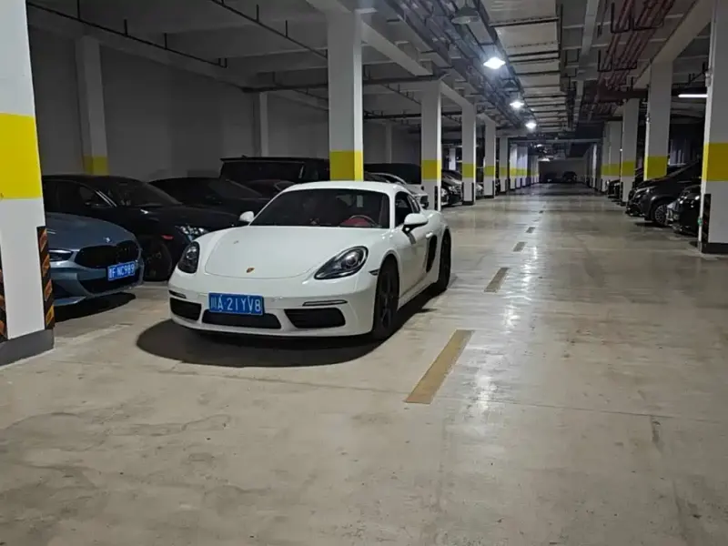 Porsche 718, 2024