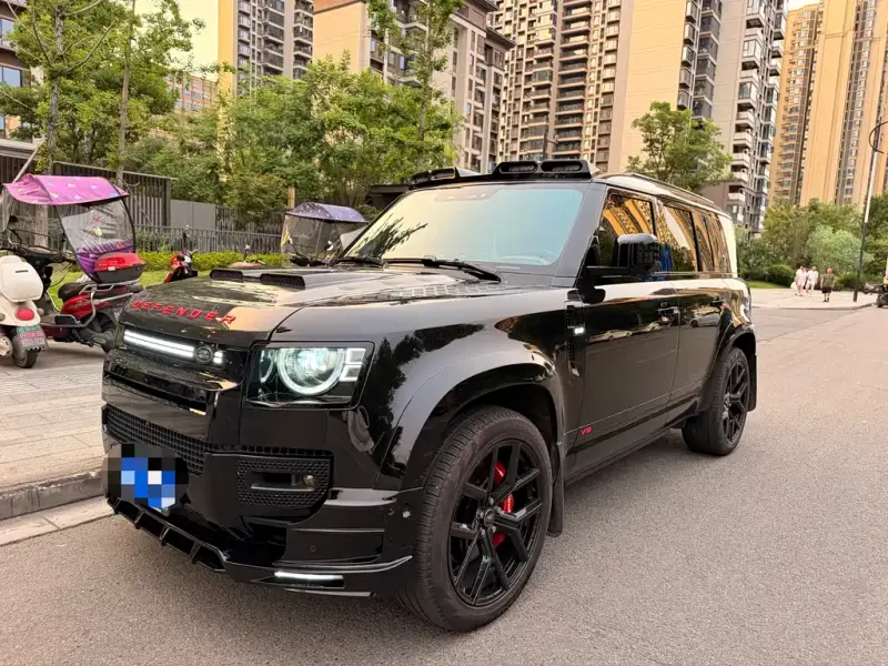 Land Rover Defender, 2023