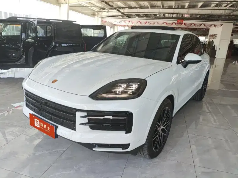Porsche Cayenne, 2025