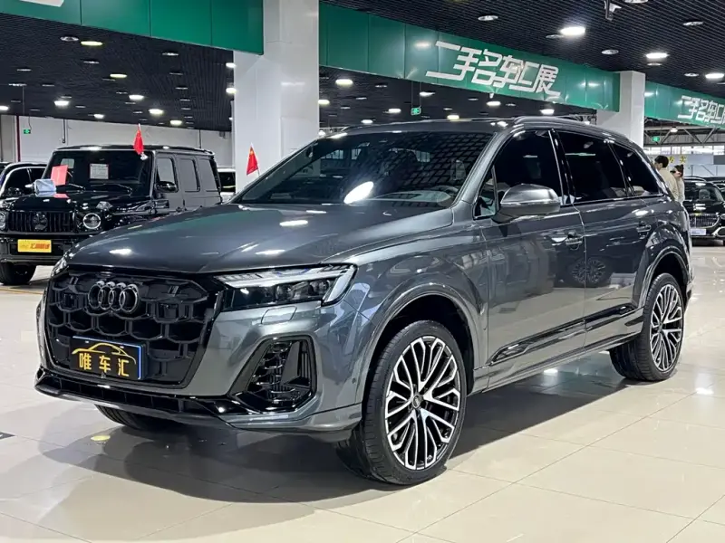 Audi SQ7, 2024