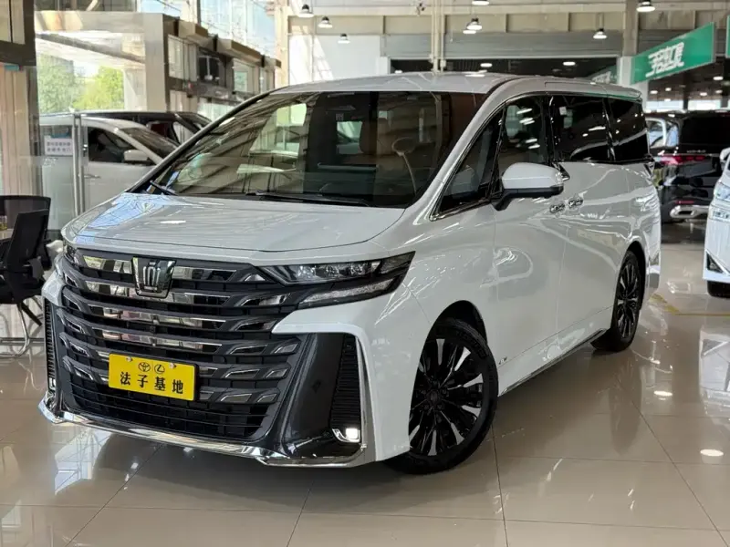 Toyota Vellfire, 2025