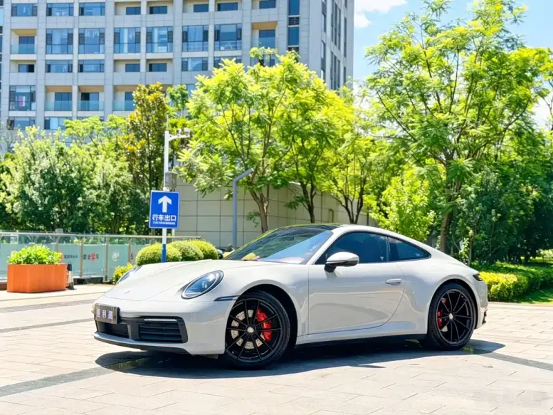 Porsche 911, 2021