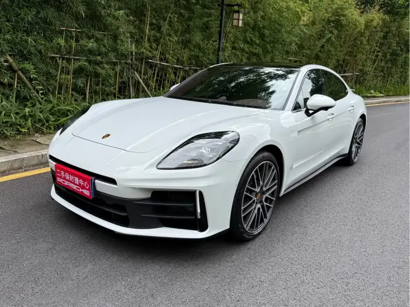 Porsche Panamera, 2025