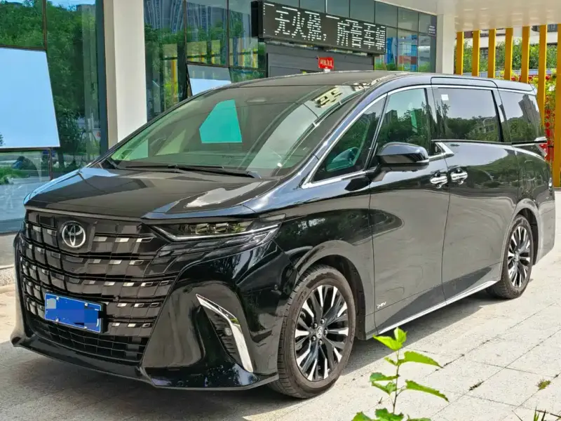 Toyota Alphard, 2026