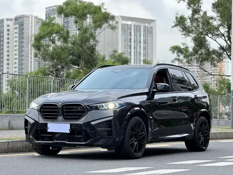 BMW X5 M, 2025