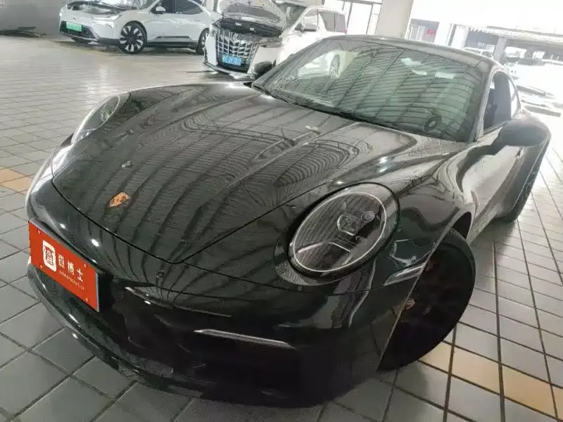Porsche 911, 2024