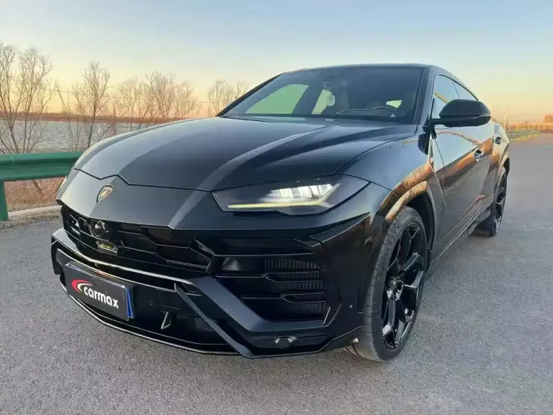 Lamborghini Urus, 2021