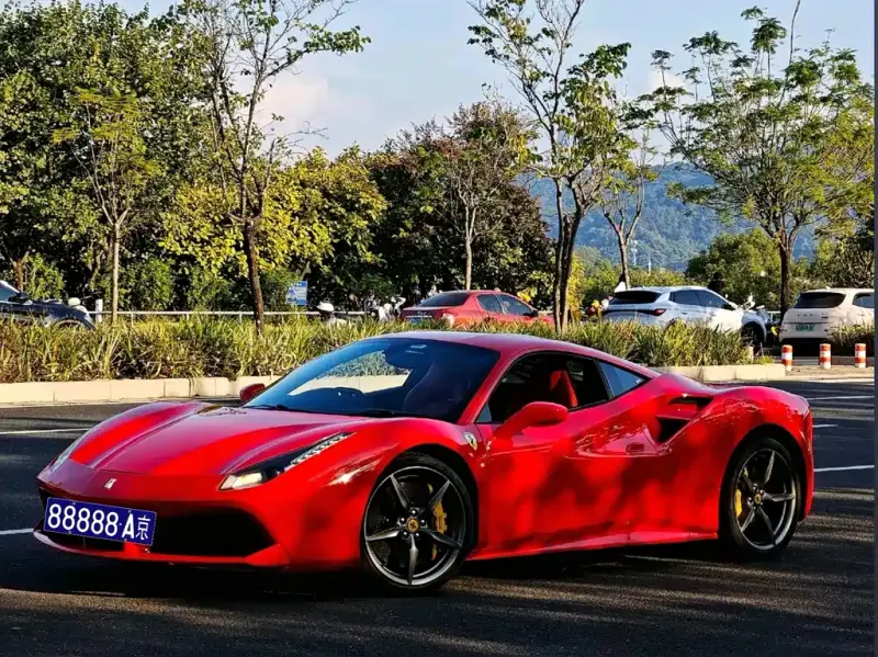 Ferrari 488, 2016