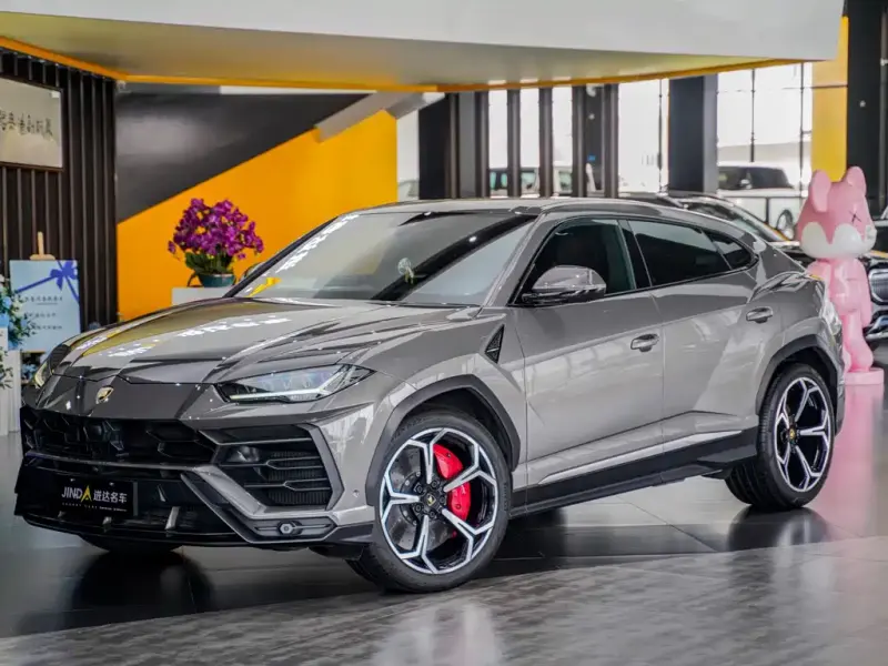 Lamborghini Urus, 2021
