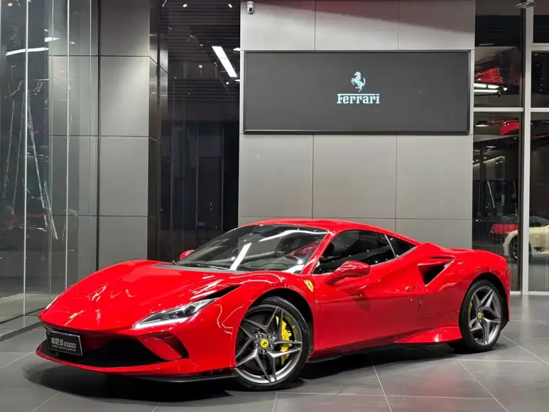 Ferrari F8, 2022 — фото 1