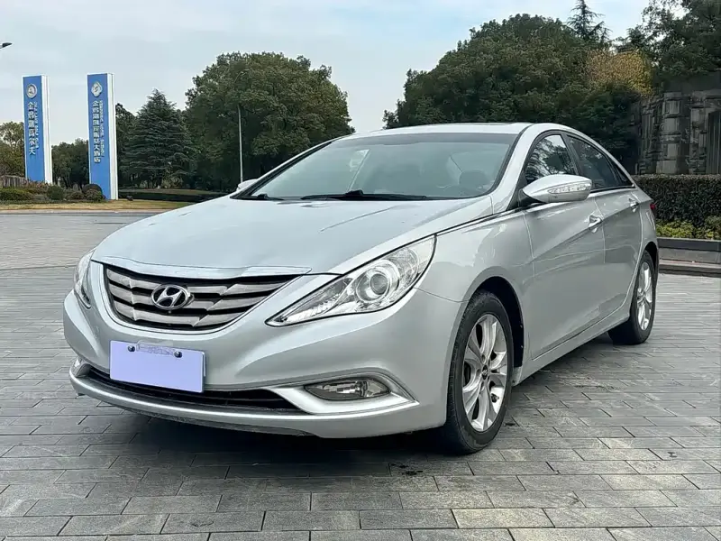 Hyundai Sonata, 2012