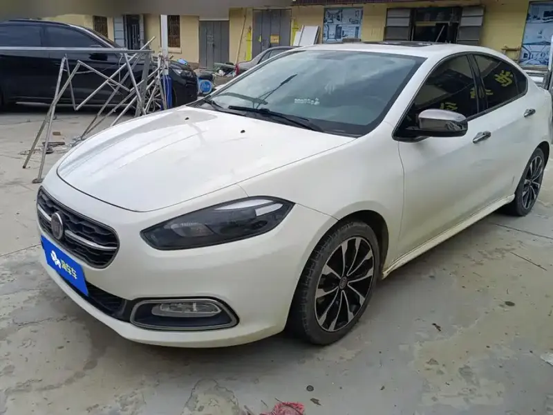 Fiat Viaggio, 2015
