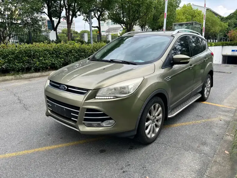 Ford Kuga, 2016