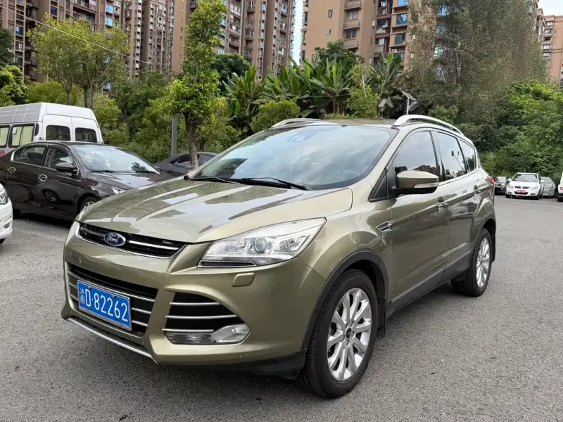 Ford Kuga, 2016