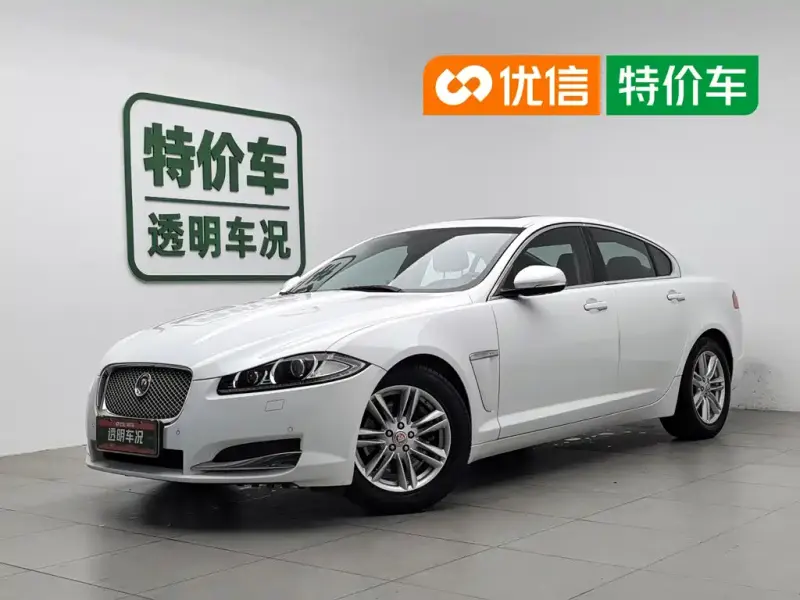 Jaguar XF, 2015