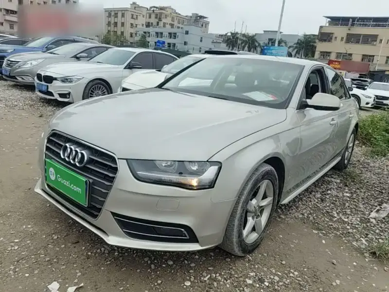 Audi A4L, 2014 — фото 1