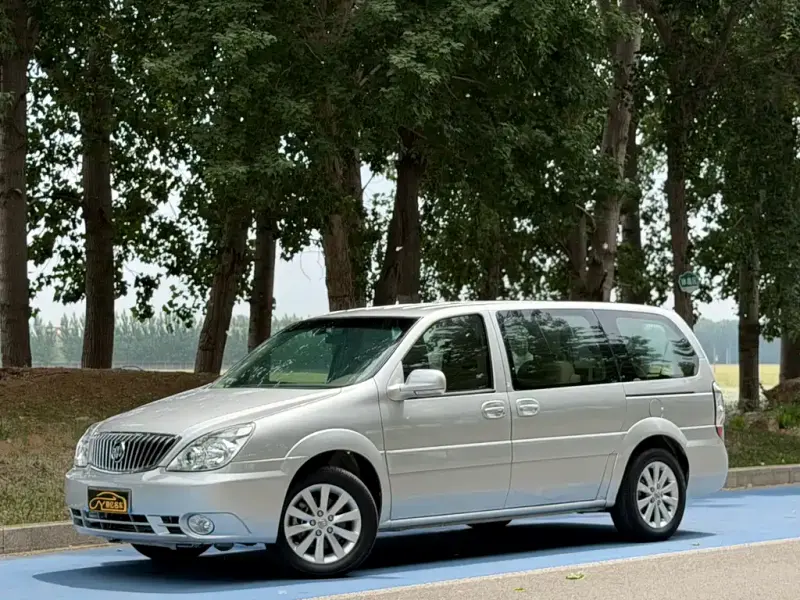 Buick GL8, 2014