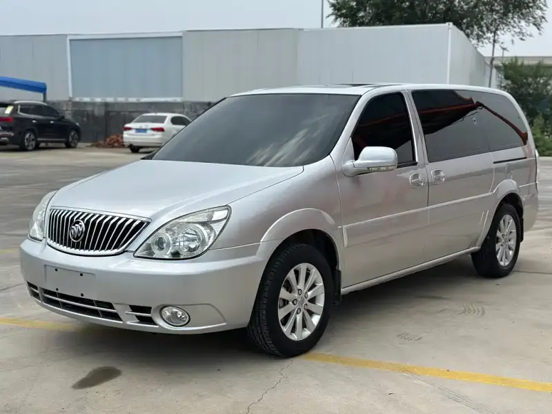 Buick GL8, 2014