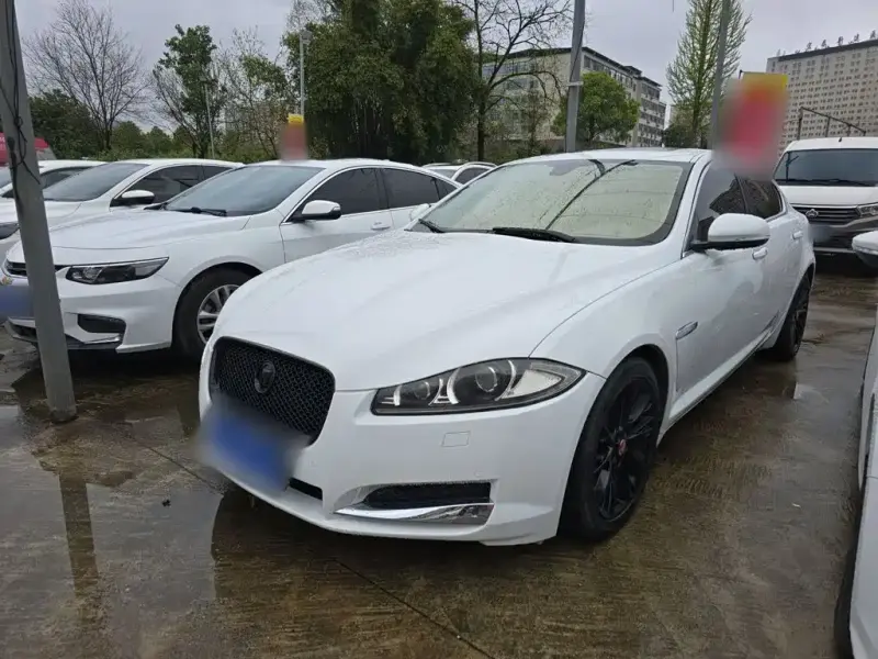 Jaguar XF, 2014