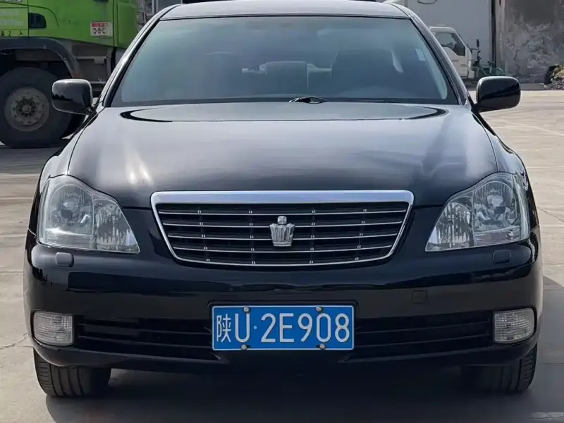 Toyota Crown, 2009